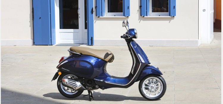 SCOPRI VESPA PRIMAVERA E SPRINT. SCOPRI VESPA PRIMAVERA E SPRINT.